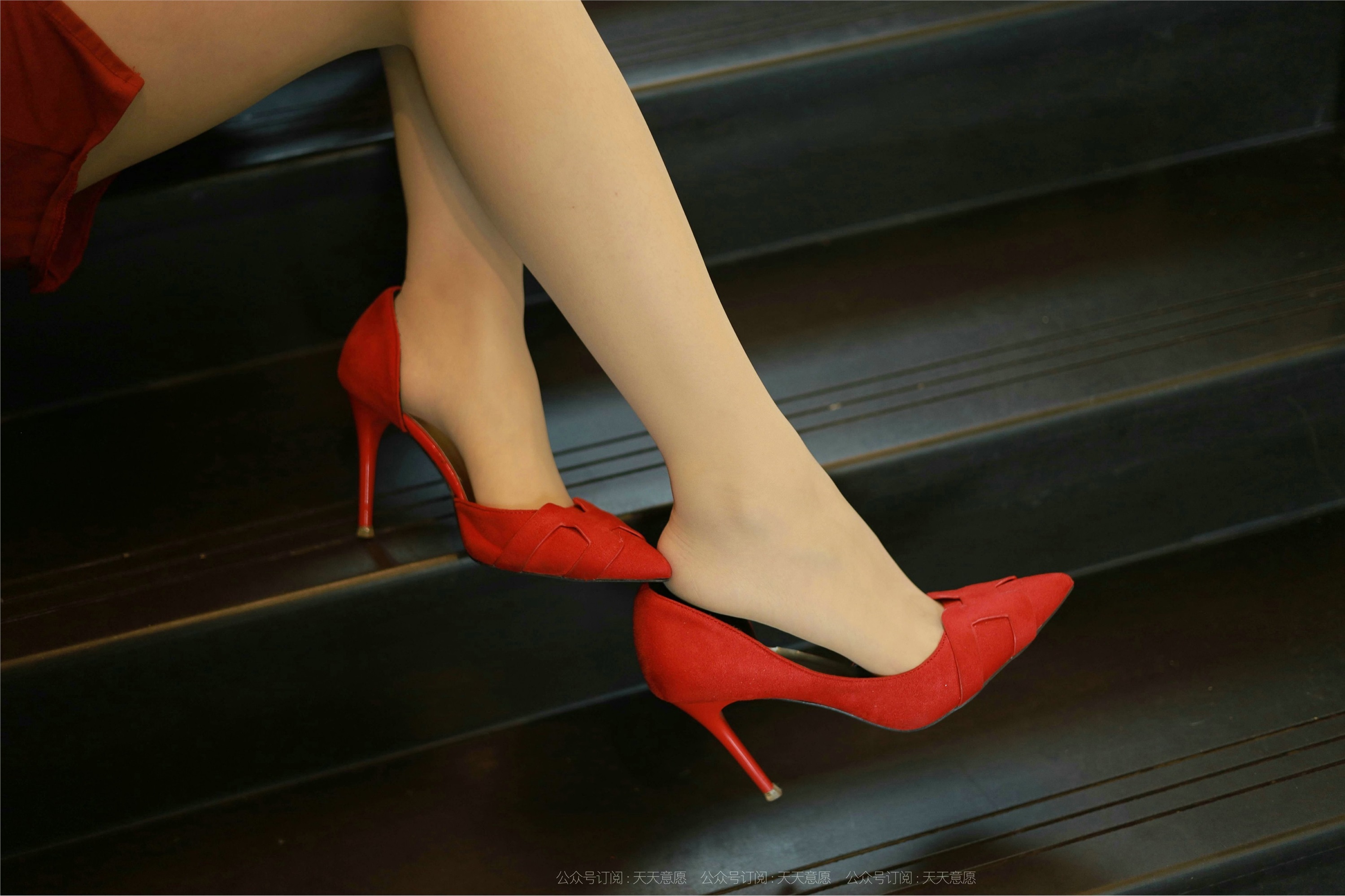 IESS异思趣向  2021.10.15 丝享家948：小婕《红色旗袍》